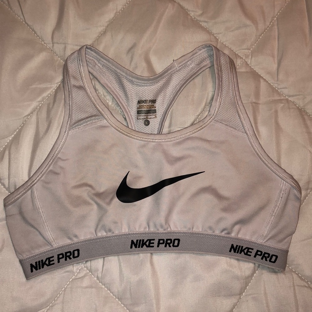 Nike Pro Sports Bra